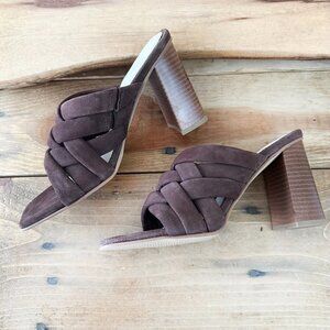 NIB Journee‎ Collection Signature Lyddie Brown Block Heel Sandal Size 8.5